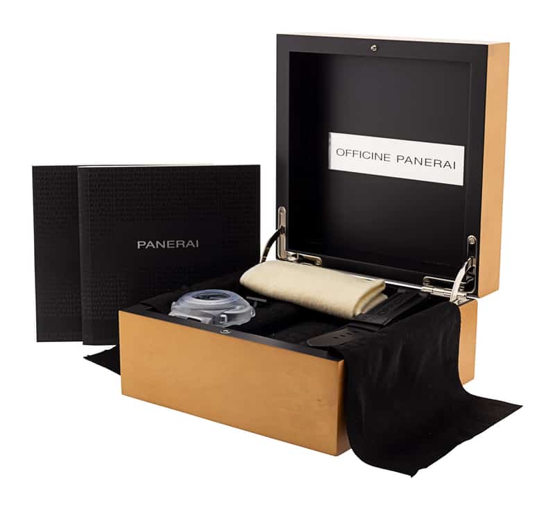 Panerai Luminor Base PAM00560